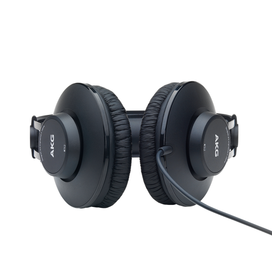 AKG K52